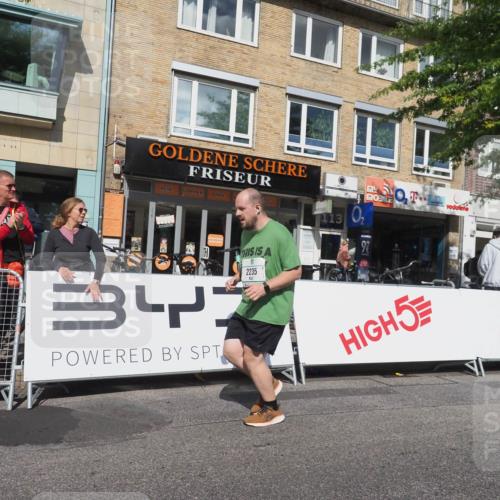 15.09.2024 - PSD Bank Halbmarathon Miley Keyser http://msf.ph/oto/7080472 15.09.2024 12:49:48 Ziel 1962, 2235, 2529, 3113 meine-sportfotos.de