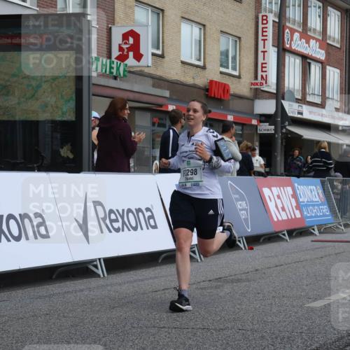15.09.2024 - PSD Bank Halbmarathon Michael Strokosch http://msf.ph/oto/7080486 15.09.2024 12:25:07 Ziel 1409, 2239, 2255, 2267, 2771, 3101, 3298 meine-sportfotos.de