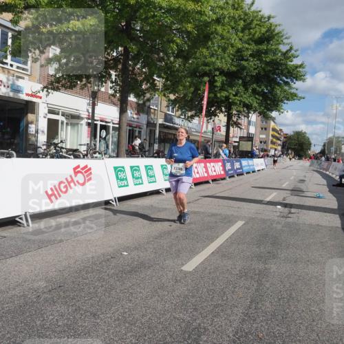 15.09.2024 - PSD Bank Halbmarathon Miley Keyser http://msf.ph/oto/7080493 15.09.2024 12:50:18 Ziel 3365 meine-sportfotos.de