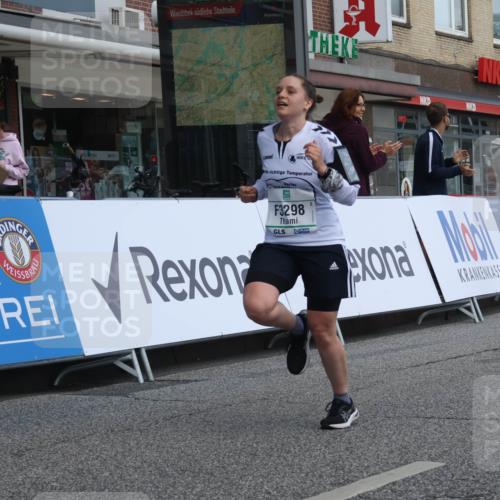 15.09.2024 - PSD Bank Halbmarathon Michael Strokosch http://msf.ph/oto/7080498 15.09.2024 12:25:08 Ziel 1409, 2239, 2255, 2267, 2771, 3101, 3298 meine-sportfotos.de