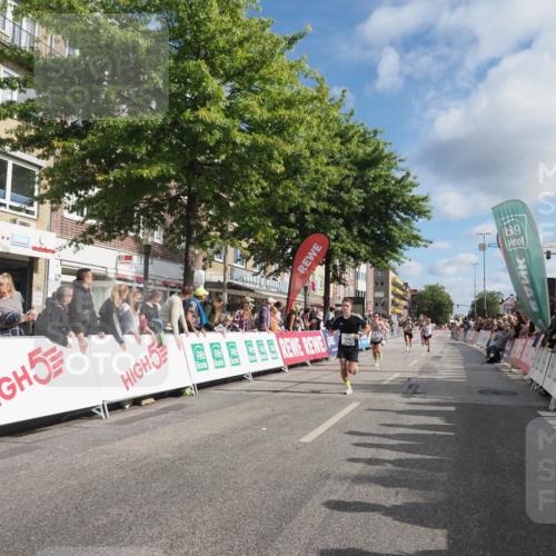 15.09.2024 - PSD Bank Halbmarathon Miley Keyser http://msf.ph/oto/7080505 15.09.2024 11:39:03 Ziel 912, 1191, 1222, 1249, 1348, 1384, 2233, 2445, 2618, 2623 meine-sportfotos.de