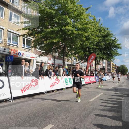 15.09.2024 - PSD Bank Halbmarathon Miley Keyser http://msf.ph/oto/7080533 15.09.2024 11:39:04 Ziel 912, 1191, 1222, 1249, 1348, 1384, 2233, 2445, 2618, 2623 meine-sportfotos.de