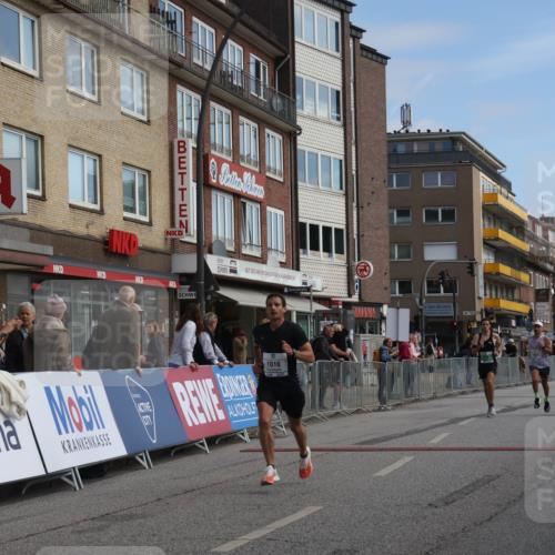 15.09.2024 - PSD Bank Halbmarathon Michael Strokosch http://msf.ph/oto/7080581 15.09.2024 11:16:23 Ziel 407, 497, 560, 604, 616, 632, 1002, 1003, 1013, 1016 meine-sportfotos.de