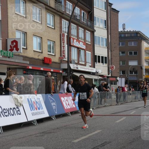 15.09.2024 - PSD Bank Halbmarathon Michael Strokosch http://msf.ph/oto/7080586 15.09.2024 11:16:23 Ziel 407, 497, 560, 604, 616, 632, 1002, 1003, 1013, 1016 meine-sportfotos.de