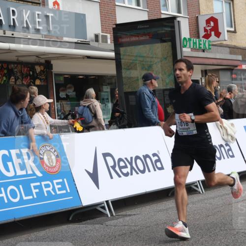15.09.2024 - PSD Bank Halbmarathon Michael Strokosch http://msf.ph/oto/7080606 15.09.2024 11:16:24 Ziel 407, 560, 604, 616, 632, 1002, 1003, 1013, 1016 meine-sportfotos.de