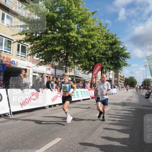15.09.2024 - PSD Bank Halbmarathon Miley Keyser http://msf.ph/oto/7080636 15.09.2024 11:39:08 Ziel 747, 778, 912, 1191, 1249, 2233, 2445, 2618 meine-sportfotos.de