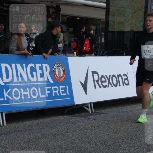 15.09.2024 - PSD Bank Halbmarathon Michael Strokosch http://msf.ph/oto/7080646 15.09.2024 12:25:27 Ziel 1153, 1841, 2250, 2386, 2442, 3283 meine-sportfotos.de