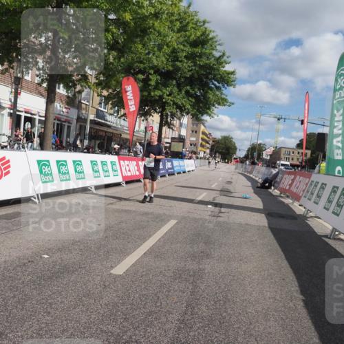 15.09.2024 - PSD Bank Halbmarathon Miley Keyser http://msf.ph/oto/7080652 15.09.2024 12:51:06 Ziel 2355 meine-sportfotos.de