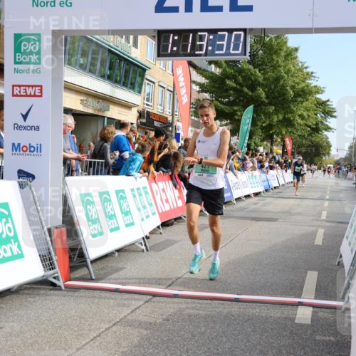 15.09.2024 - PSD Bank Halbmarathon Strokosch-Dieckow http://msf.ph/oto/7080653 15.09.2024 11:14:21 Ziel 406, 417, 421, 527, 549, 612 meine-sportfotos.de