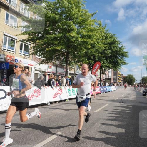 15.09.2024 - PSD Bank Halbmarathon Miley Keyser http://msf.ph/oto/7080656 15.09.2024 11:39:08 Ziel 747, 778, 912, 1191, 1249, 2233, 2445, 2618 meine-sportfotos.de