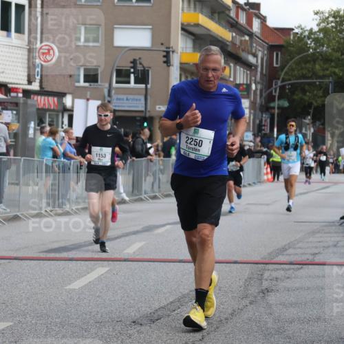 15.09.2024 - PSD Bank Halbmarathon Michael Strokosch http://msf.ph/oto/7080657 15.09.2024 12:25:28 Ziel 1153, 1841, 2250, 2386, 2442, 3283 meine-sportfotos.de