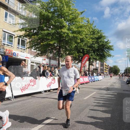 15.09.2024 - PSD Bank Halbmarathon Miley Keyser http://msf.ph/oto/7080660 15.09.2024 11:39:09 Ziel 747, 778, 912, 1191, 1249, 2233, 2445, 2618 meine-sportfotos.de