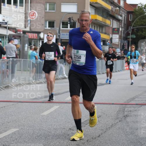 15.09.2024 - PSD Bank Halbmarathon Michael Strokosch http://msf.ph/oto/7080666 15.09.2024 12:25:28 Ziel 1153, 1841, 2250, 2386, 2442, 3283 meine-sportfotos.de