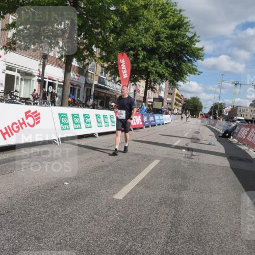 15.09.2024 - PSD Bank Halbmarathon Miley Keyser http://msf.ph/oto/7080667 15.09.2024 12:51:07 Ziel 2355 meine-sportfotos.de