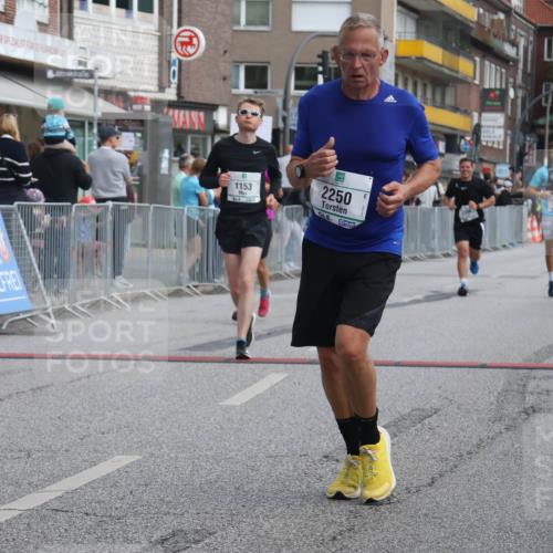 15.09.2024 - PSD Bank Halbmarathon Michael Strokosch http://msf.ph/oto/7080671 15.09.2024 12:25:29 Ziel 1153, 1841, 2250, 2386, 2442, 3283 meine-sportfotos.de
