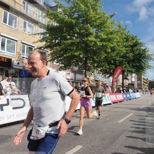 15.09.2024 - PSD Bank Halbmarathon Miley Keyser http://msf.ph/oto/7080673 15.09.2024 11:39:09 Ziel 747, 778, 912, 1191, 1249, 2233, 2445, 2618 meine-sportfotos.de