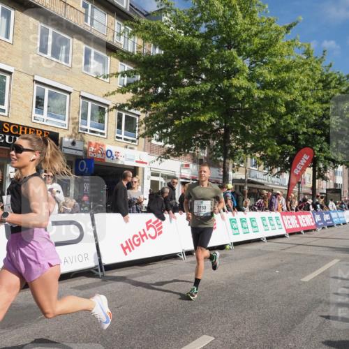 15.09.2024 - PSD Bank Halbmarathon Miley Keyser http://msf.ph/oto/7080698 15.09.2024 11:39:10 Ziel 747, 778, 912, 1191, 1249, 2233, 2445, 2618 meine-sportfotos.de