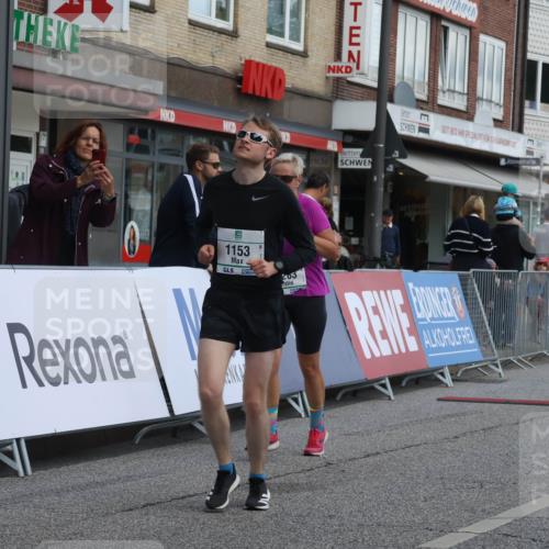 15.09.2024 - PSD Bank Halbmarathon Michael Strokosch http://msf.ph/oto/7080718 15.09.2024 12:25:33 Ziel 1153, 1841, 2250, 2386, 2442, 3283 meine-sportfotos.de