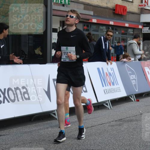 15.09.2024 - PSD Bank Halbmarathon Michael Strokosch http://msf.ph/oto/7080734 15.09.2024 12:25:34 Ziel 1153, 1841, 2250, 2386, 2442, 3283 meine-sportfotos.de