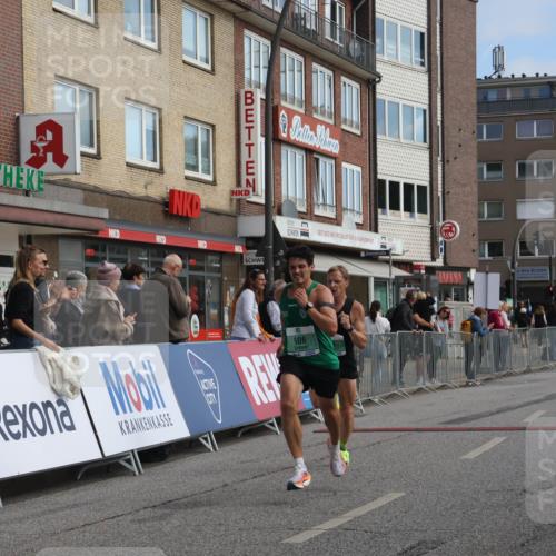 15.09.2024 - PSD Bank Halbmarathon Michael Strokosch http://msf.ph/oto/7080738 15.09.2024 11:16:41 Ziel 595, 606, 1004, 1007 meine-sportfotos.de