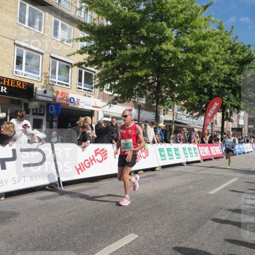 15.09.2024 - PSD Bank Halbmarathon Miley Keyser http://msf.ph/oto/7080743 15.09.2024 11:39:18 Ziel 739, 747, 778, 913, 933, 1266, 2233 meine-sportfotos.de