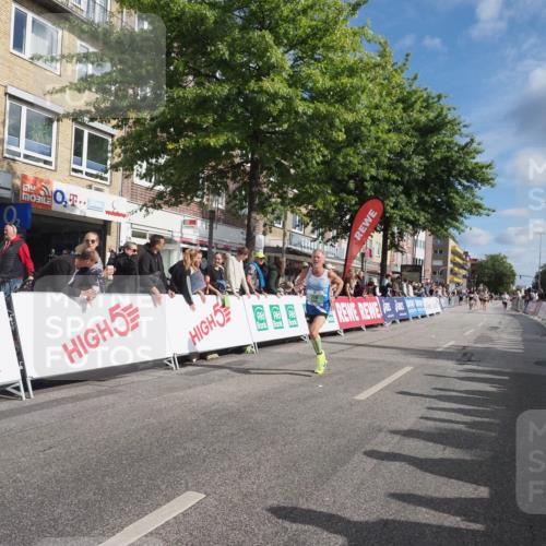 15.09.2024 - PSD Bank Halbmarathon Miley Keyser http://msf.ph/oto/7080751 15.09.2024 11:39:19 Ziel 739, 747, 778, 913, 933, 1266, 2233, 2628, 2650 meine-sportfotos.de