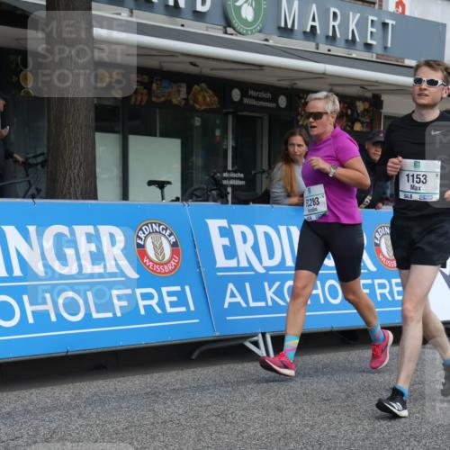 15.09.2024 - PSD Bank Halbmarathon Michael Strokosch http://msf.ph/oto/7080765 15.09.2024 12:25:35 Ziel 1153, 1841, 2250, 2386, 2442, 3283 meine-sportfotos.de