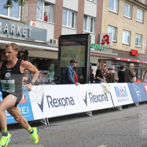 15.09.2024 - PSD Bank Halbmarathon Michael Strokosch http://msf.ph/oto/7080767 15.09.2024 11:16:42 Ziel 595, 606, 1004, 1007 meine-sportfotos.de