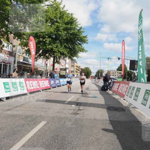 15.09.2024 - PSD Bank Halbmarathon Miley Keyser http://msf.ph/oto/7080768 15.09.2024 12:53:02 Ziel 3252, 3406 meine-sportfotos.de