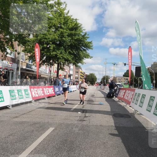 15.09.2024 - PSD Bank Halbmarathon Miley Keyser http://msf.ph/oto/7080785 15.09.2024 12:53:03 Ziel 3252, 3406 meine-sportfotos.de