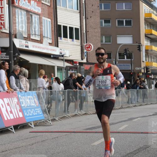 15.09.2024 - PSD Bank Halbmarathon Michael Strokosch http://msf.ph/oto/7080798 15.09.2024 11:16:46 Ziel 595, 606, 621, 1004, 1007 meine-sportfotos.de