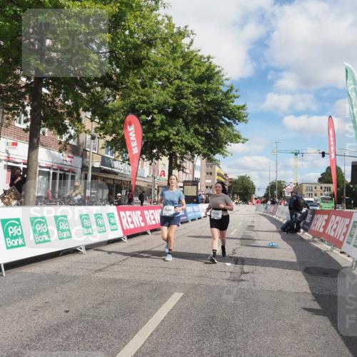 15.09.2024 - PSD Bank Halbmarathon Miley Keyser http://msf.ph/oto/7080807 15.09.2024 12:53:04 Ziel 3252, 3406 meine-sportfotos.de