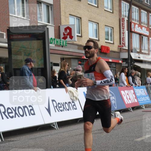 15.09.2024 - PSD Bank Halbmarathon Michael Strokosch http://msf.ph/oto/7080816 15.09.2024 11:16:47 Ziel 595, 606, 621, 1004, 1007 meine-sportfotos.de