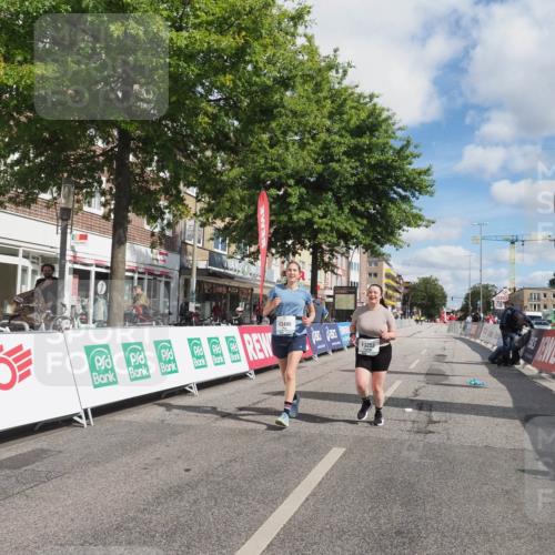 15.09.2024 - PSD Bank Halbmarathon Miley Keyser http://msf.ph/oto/7080817 15.09.2024 12:53:05 Ziel 3252, 3406 meine-sportfotos.de