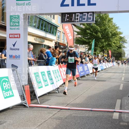 15.09.2024 - PSD Bank Halbmarathon Strokosch-Dieckow http://msf.ph/oto/7080823 15.09.2024 11:14:26 Ziel 406, 417, 421, 549 meine-sportfotos.de