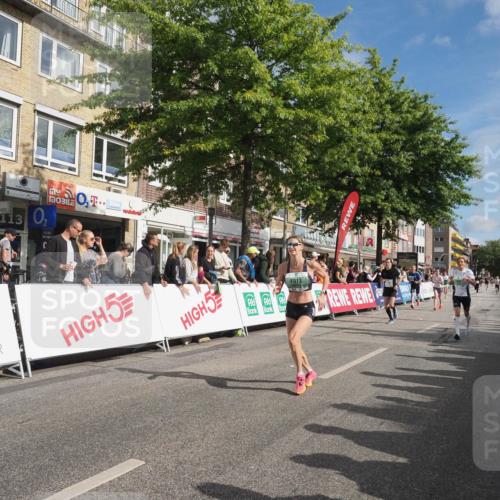 15.09.2024 - PSD Bank Halbmarathon Miley Keyser http://msf.ph/oto/7080824 15.09.2024 11:39:27 Ziel 739, 747, 778, 913, 933, 954, 1060, 1266, 1382, 1397, 1424, 2628, 2650 meine-sportfotos.de
