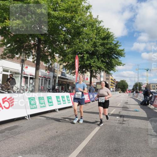 15.09.2024 - PSD Bank Halbmarathon Miley Keyser http://msf.ph/oto/7080826 15.09.2024 12:53:05 Ziel 3252, 3406 meine-sportfotos.de