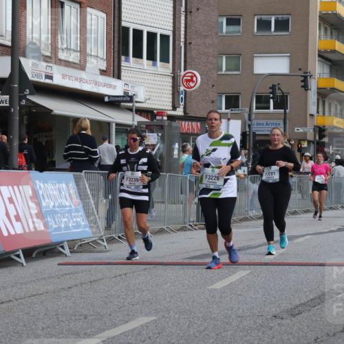 15.09.2024 - PSD Bank Halbmarathon Michael Strokosch http://msf.ph/oto/7080858 15.09.2024 12:25:52 Ziel 3226, 3239, 3281, 3286 meine-sportfotos.de