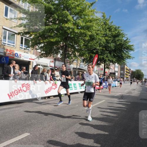 15.09.2024 - PSD Bank Halbmarathon Miley Keyser http://msf.ph/oto/7080866 15.09.2024 11:39:29 Ziel 739, 913, 933, 954, 1060, 1266, 1382, 1397, 1424, 2628, 2650 meine-sportfotos.de
