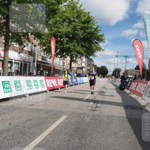 15.09.2024 - PSD Bank Halbmarathon Miley Keyser http://msf.ph/oto/7080868 15.09.2024 12:54:08 Ziel 2382, 2893 meine-sportfotos.de