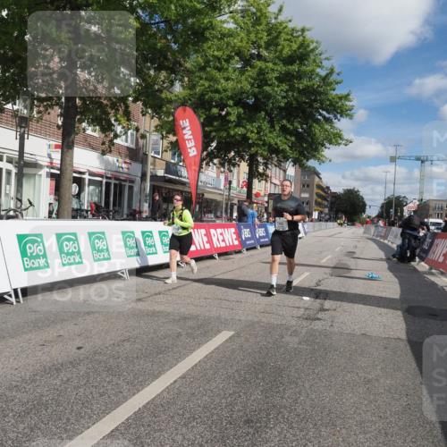 15.09.2024 - PSD Bank Halbmarathon Miley Keyser http://msf.ph/oto/7080897 15.09.2024 12:54:09 Ziel 2382, 2893 meine-sportfotos.de