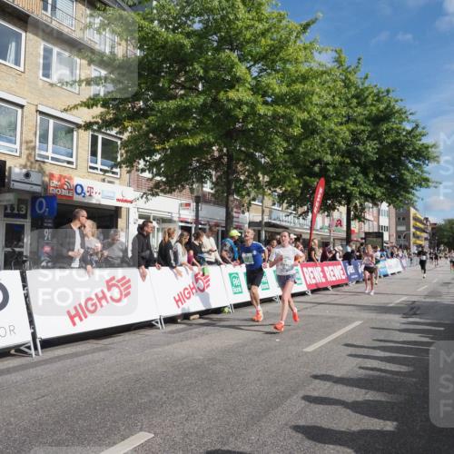 15.09.2024 - PSD Bank Halbmarathon Miley Keyser http://msf.ph/oto/7080907 15.09.2024 11:39:31 Ziel 739, 913, 933, 954, 1060, 1240, 1266, 1382, 1395, 1397, 1424, 1481, 2628, 2650 meine-sportfotos.de