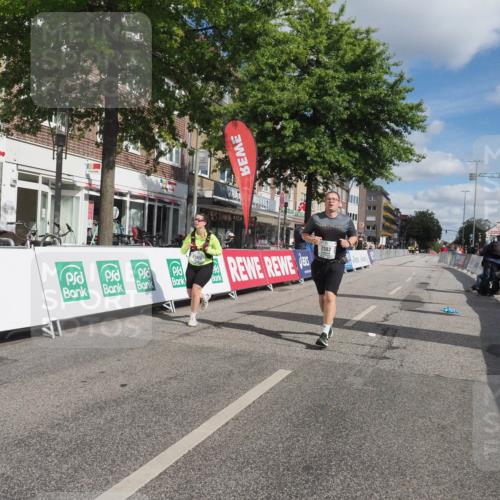 15.09.2024 - PSD Bank Halbmarathon Miley Keyser http://msf.ph/oto/7080913 15.09.2024 12:54:09 Ziel 2382, 2893 meine-sportfotos.de