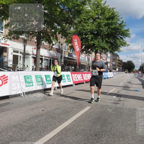 15.09.2024 - PSD Bank Halbmarathon Miley Keyser http://msf.ph/oto/7080921 15.09.2024 12:54:10 Ziel 2382, 2893 meine-sportfotos.de