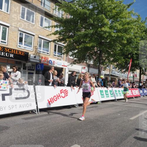 15.09.2024 - PSD Bank Halbmarathon Miley Keyser http://msf.ph/oto/7080939 15.09.2024 11:39:33 Ziel 739, 913, 933, 954, 1060, 1240, 1266, 1382, 1395, 1397, 1424, 1481, 2163, 2568, 2628, 2650 meine-sportfotos.de