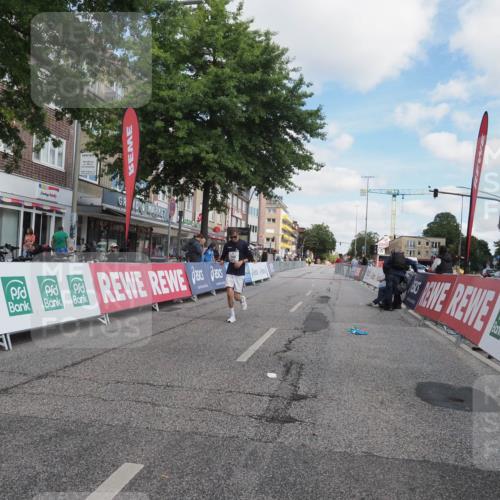 15.09.2024 - PSD Bank Halbmarathon Miley Keyser http://msf.ph/oto/7080941 15.09.2024 12:54:32 Ziel 2440 meine-sportfotos.de