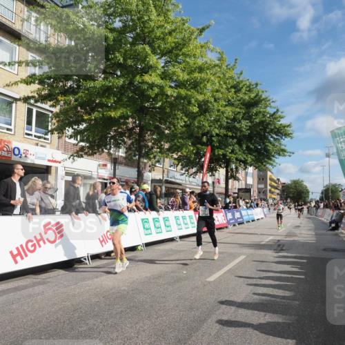 15.09.2024 - PSD Bank Halbmarathon Miley Keyser http://msf.ph/oto/7080952 15.09.2024 11:39:35 Ziel 739, 913, 933, 954, 1060, 1240, 1266, 1382, 1395, 1397, 1424, 1481, 2163, 2568, 2628, 2650 meine-sportfotos.de