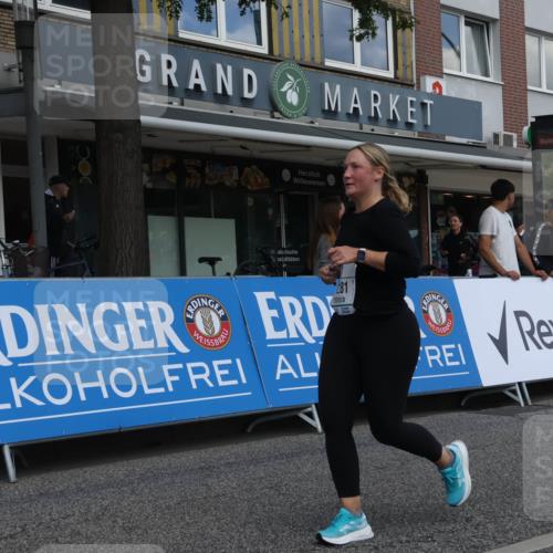 15.09.2024 - PSD Bank Halbmarathon Michael Strokosch http://msf.ph/oto/7080958 15.09.2024 12:25:59 Ziel 3156, 3157, 3226, 3239, 3281, 3286, 3413 meine-sportfotos.de