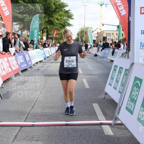 15.09.2024 - PSD Bank Halbmarathon Strokosch-Dieckow http://msf.ph/oto/7080965 15.09.2024 12:34:52 Ziel 1716, 2918 meine-sportfotos.de