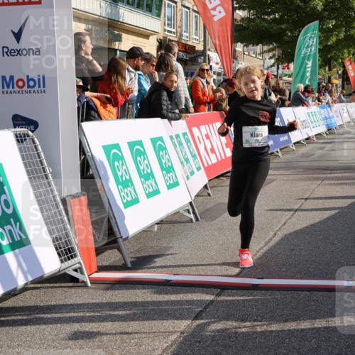 15.09.2024 - PSD Bank Halbmarathon Strokosch-Dieckow http://msf.ph/oto/7080969 15.09.2024 10:32:27 Ziel 56, 57, 148, 151, 193, 199, 267, 280 meine-sportfotos.de